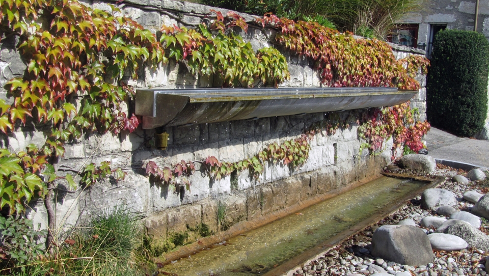 3 überwasserbrunnen.jpg